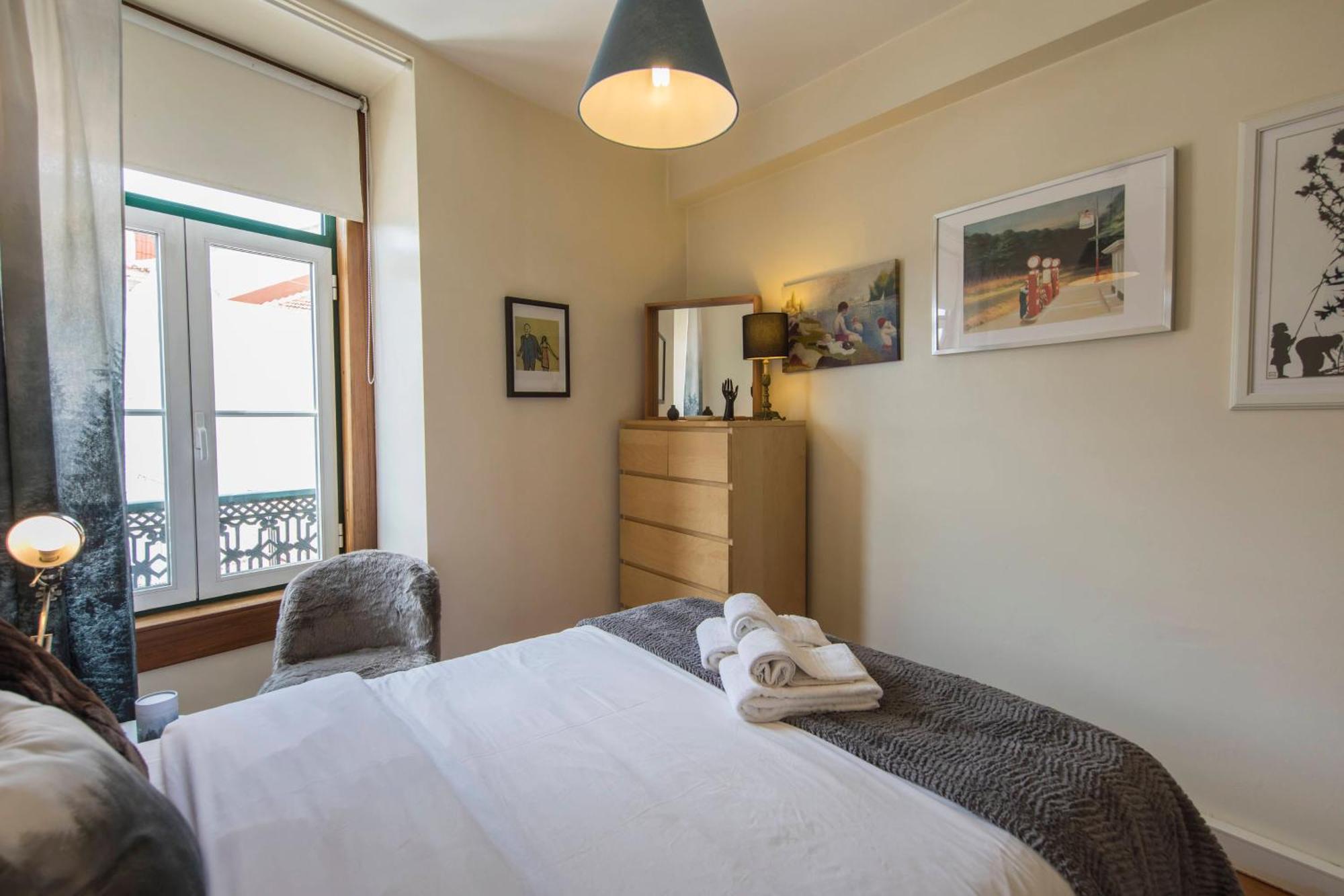 106 A - Martim Moniz Lisboa